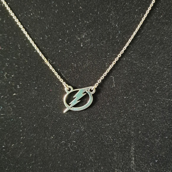 Sterling Silver Tampa Bay Ligtning Small (1/2 Inch) Pendant w/ 19" Necklace - Picture 1 of 9